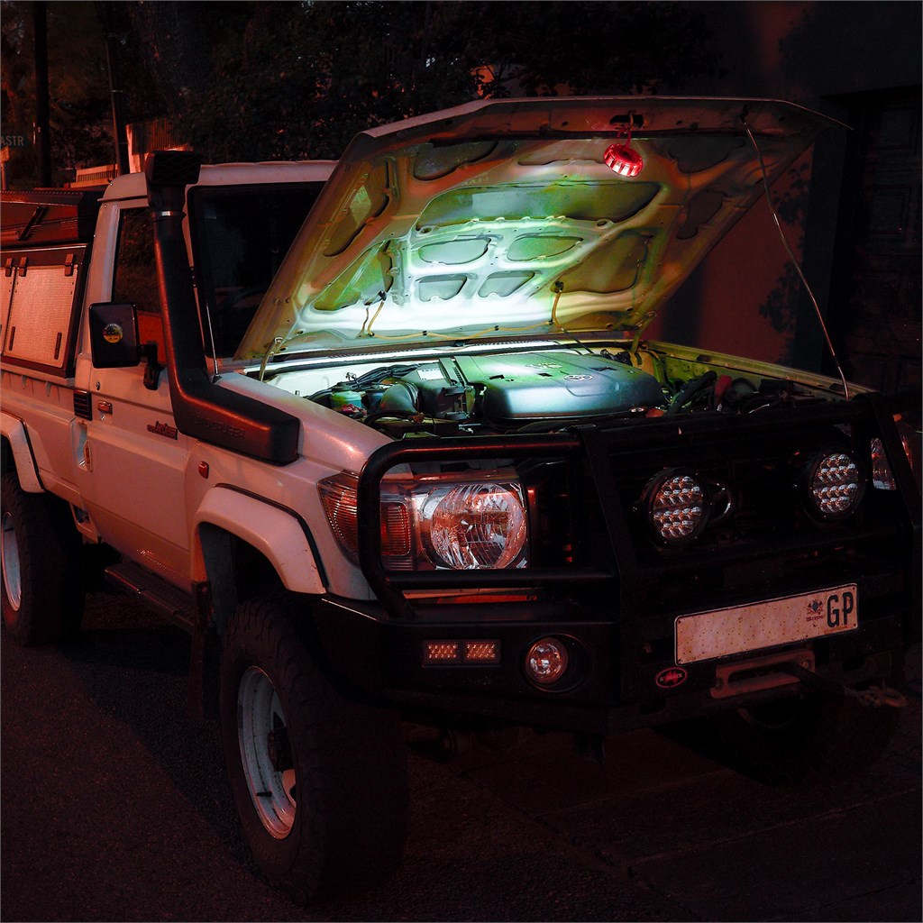 Altitude Alerta Magnetic Roadside Warning Light - Image 3