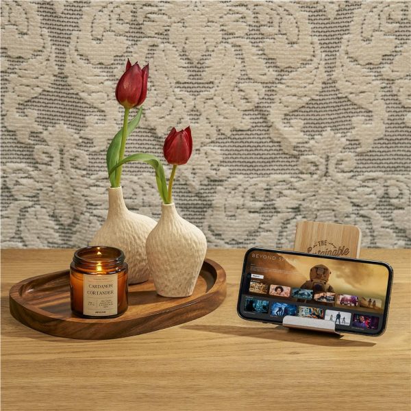 Okiyo Hakka Bamboo & Recycled Aluminium Wireless Charging Phone Stand - Image 3