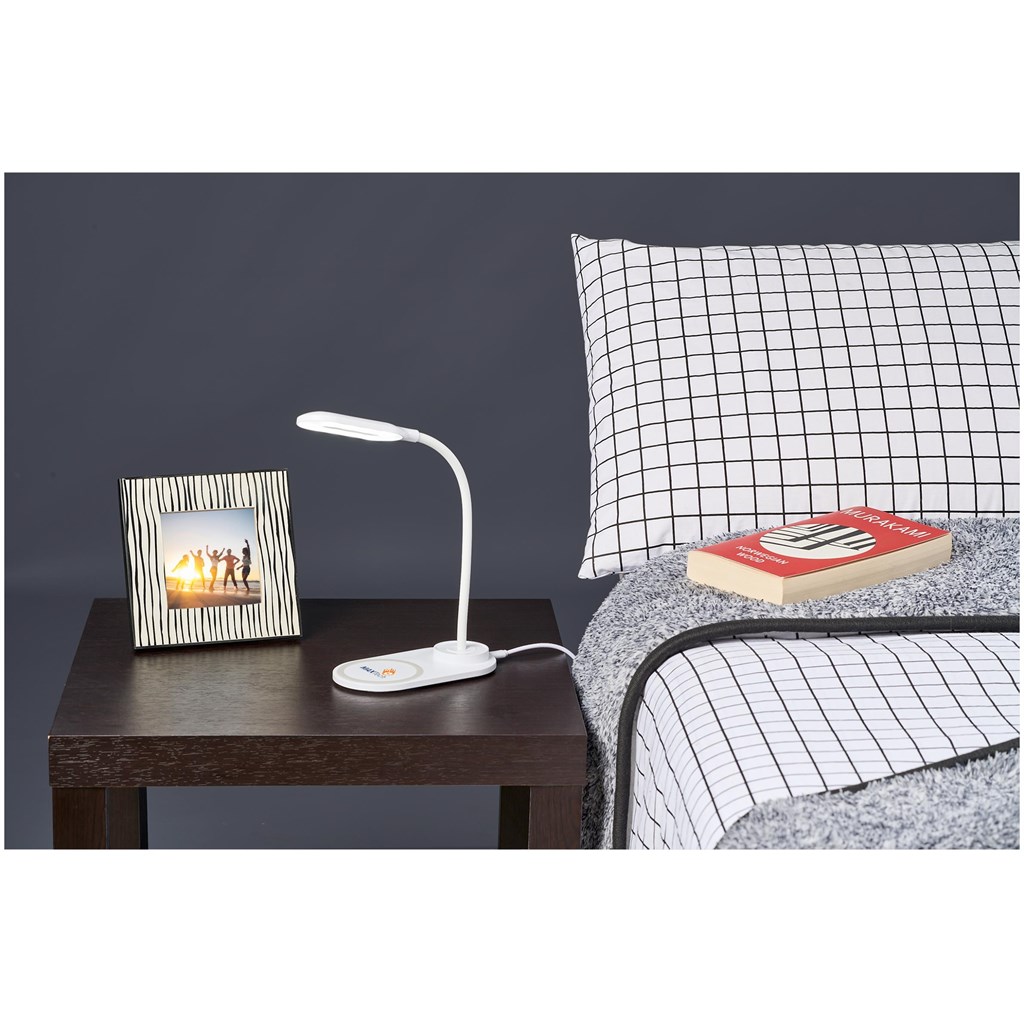 Swiss Cougar Doha Wireless Charger & Desk Lamp - Image 6